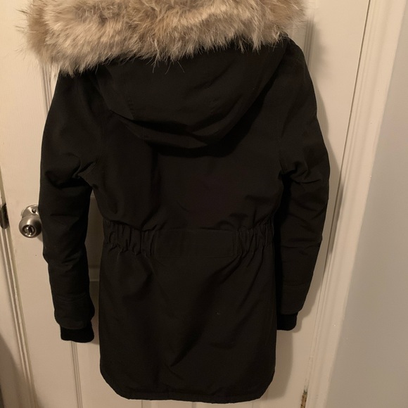 Authentic Canada Goose Jacket - Picture 2 of 7